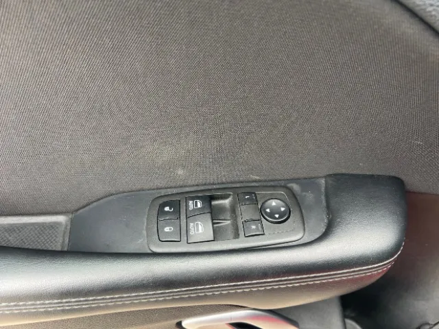 Dodge Challenger photo 23