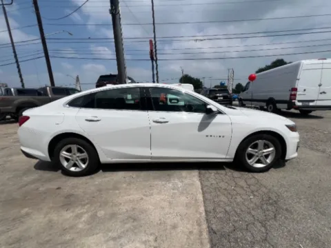 More photos of 2023 Chevrolet Malibu FWD 1LT at Eurospeed International Corp, TX