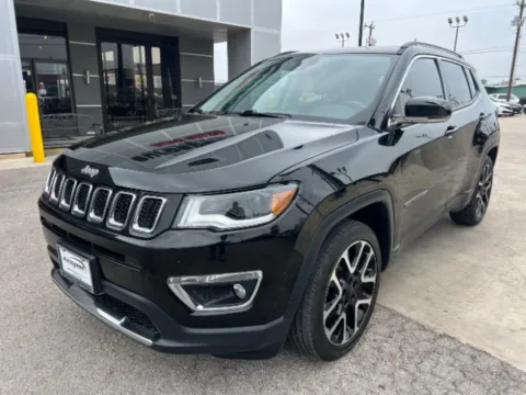 Black 2018 Jeep Compass Limited FWD for sale in San Antonio, TX