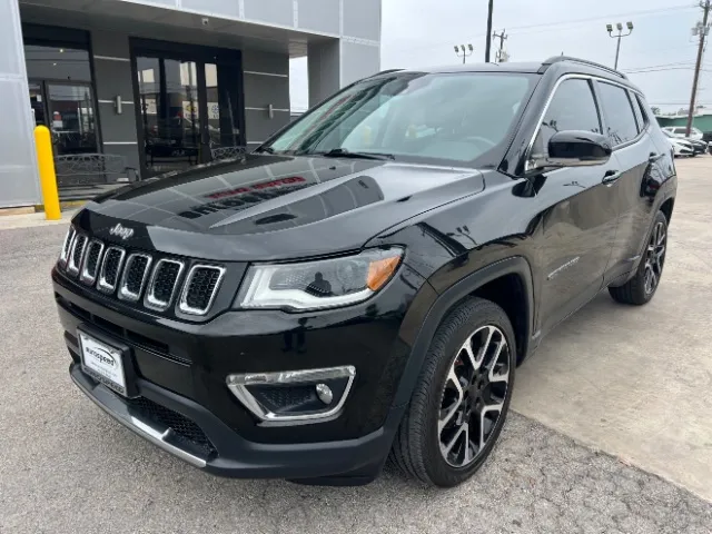 Black 2018 Jeep Compass Limited FWD for sale in San Antonio, TX