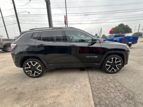 More photos of 2018 Jeep Compass Limited FWD at Eurospeed International Corp, TX