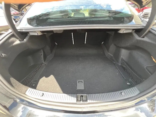 Mercedes-Benz C300 photo 25