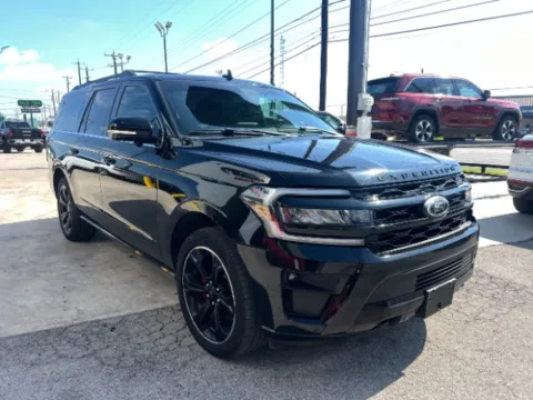 More photos of 2022 Ford Expedition MAX Limited Stealth Edition at Eurospeed International Corp, TX
