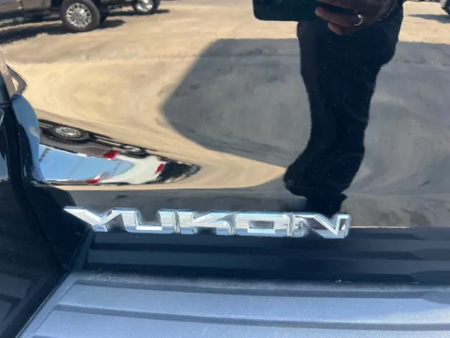 GMC Yukon photo 17