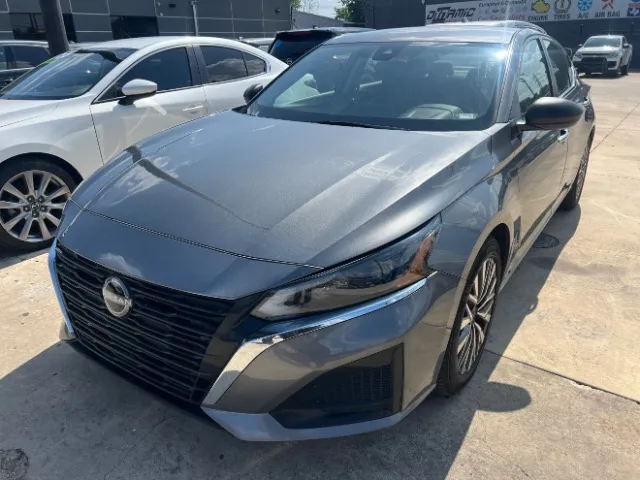 Gray 2024 Nissan Altima SV for sale in San Antonio, TX
