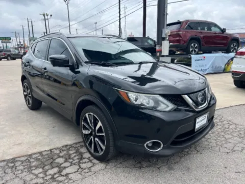 More photos of 2018 Nissan Rogue Sport SL at Eurospeed International Corp, TX