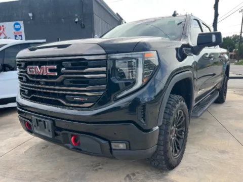 Black 2022 GMC Sierra 1500 AT4X for sale in San Antonio, TX