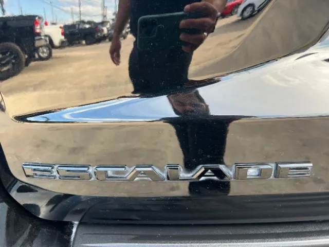 Cadillac Escalade photo 23