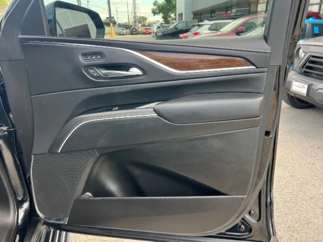 Cadillac Escalade photo 34