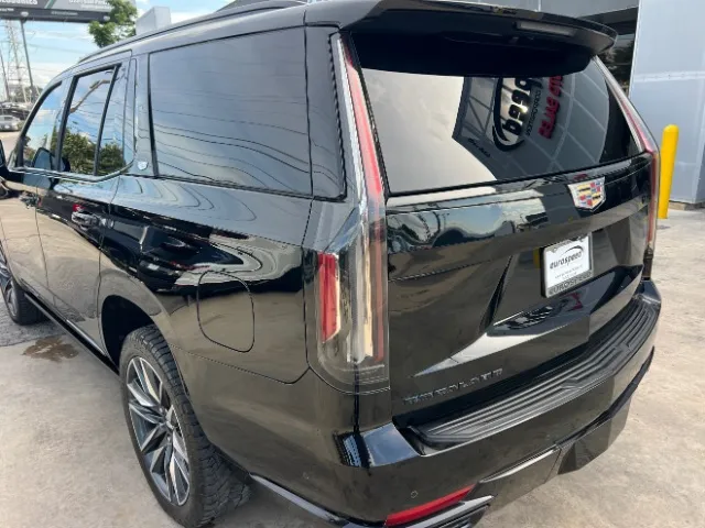 Cadillac Escalade photo 25