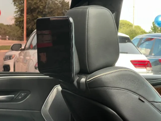 Cadillac Escalade photo 47