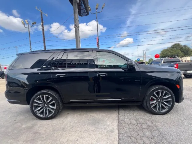 Cadillac Escalade photo 5
