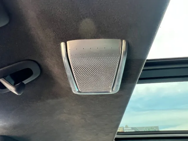 Cadillac Escalade photo 96