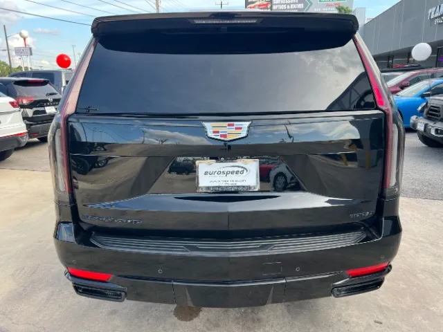 Cadillac Escalade photo 7