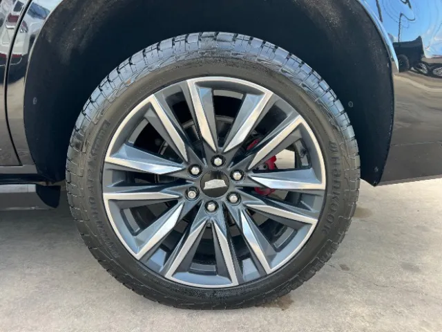 Cadillac Escalade photo 31