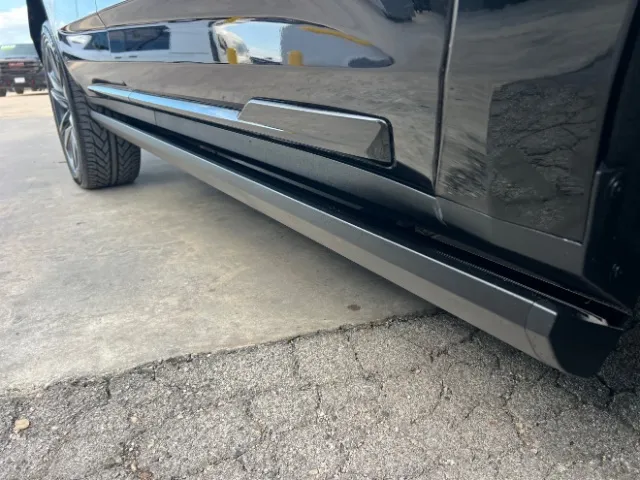 Cadillac Escalade photo 16