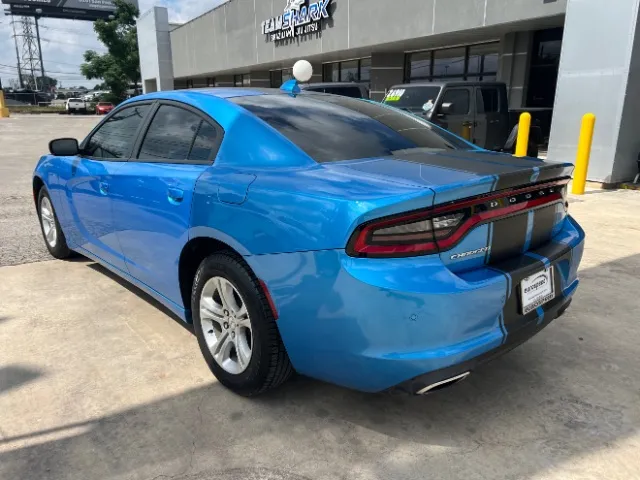 Dodge Charger photo 8