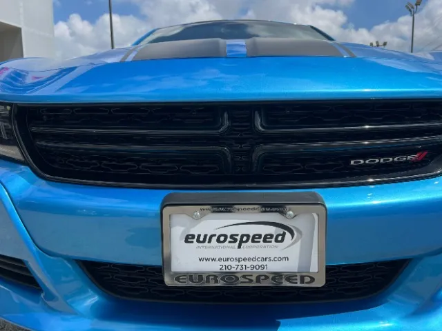 Dodge Charger photo 10