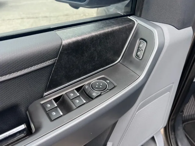 Ford F-150 photo 37