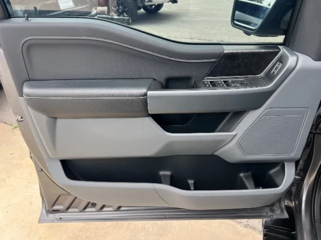 Ford F-150 photo 36
