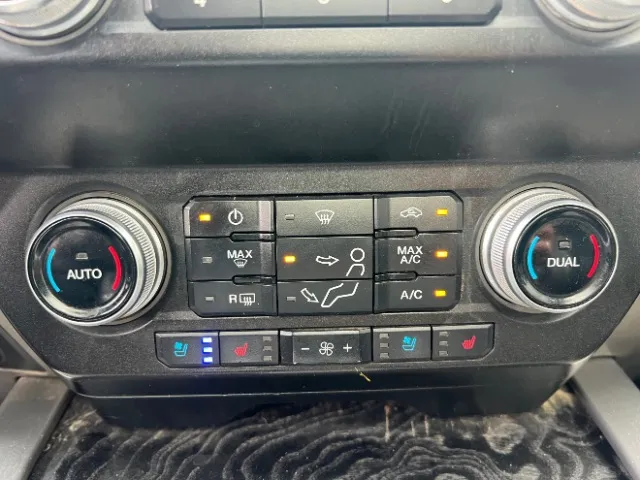 2021 Ford F-450 Super Duty Platinum - Photo 40