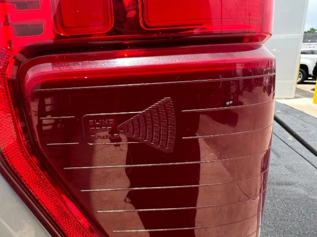 2021 Ford F-450 Super Duty Platinum - Photo 23