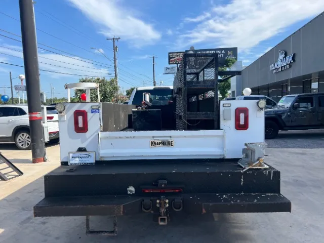 Ford F-550 photo 7
