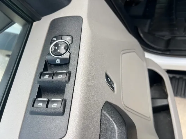 Ford F-550 photo 47