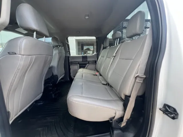 Ford F-550 photo 43