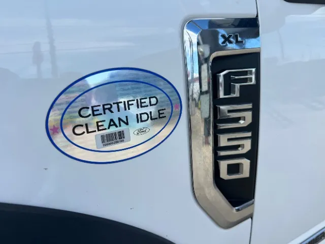 Ford F-550 photo 34