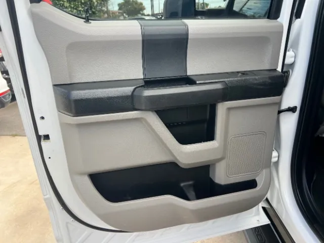 Ford F-550 photo 41