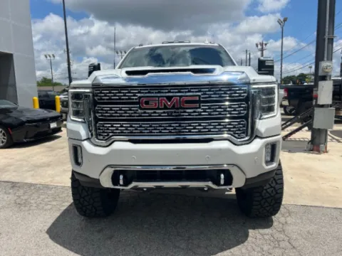 Another view of 2021 GMC Sierra 2500HD 4WD Crew Cab Standard Bed Denali for sale in San Antonio, TX at Eurospeed International Corp
