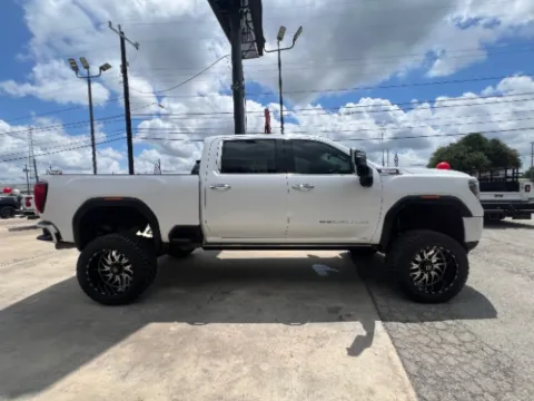 More photos of 2021 GMC Sierra 2500HD 4WD Crew Cab Standard Bed Denali at Eurospeed International Corp, TX