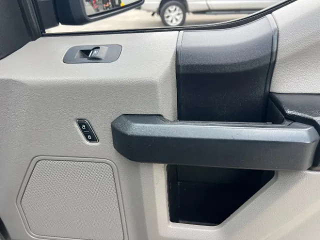 Ford F-150 photo 23