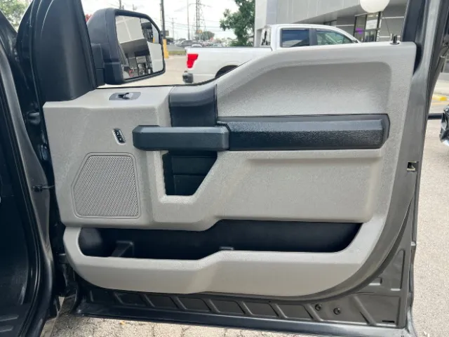 Ford F-150 photo 22