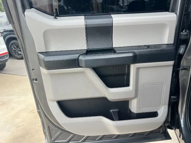 Ford F-150 photo 28