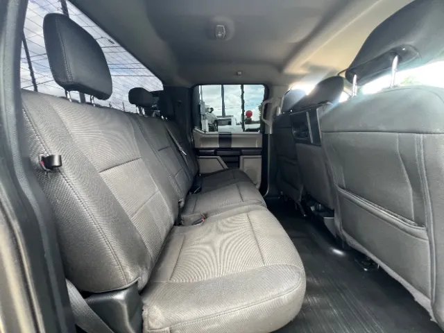 Ford F-150 photo 27