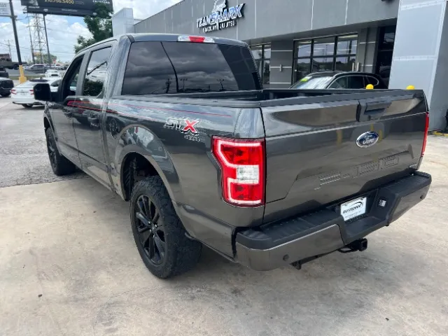 Ford F-150 photo 8