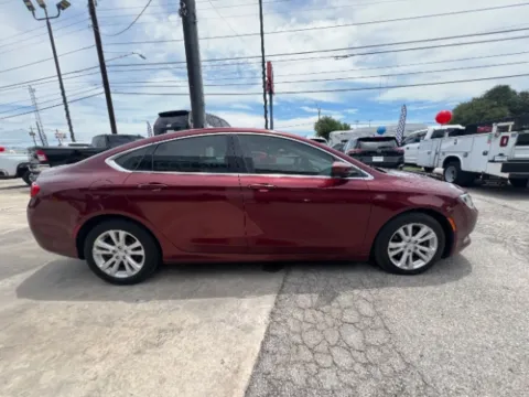 More photos of 2016 Chrysler 200 Limited at Eurospeed International Corp, TX