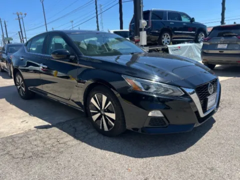 More photos of 2022 Nissan Altima SV FWD at Eurospeed International Corp, TX