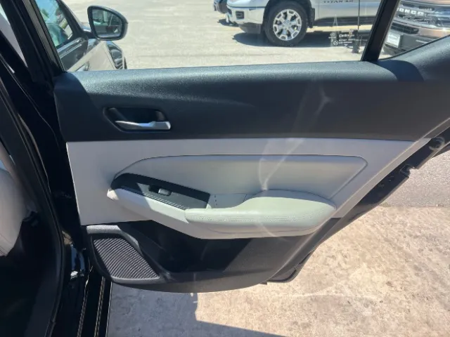 Nissan Altima photo 17