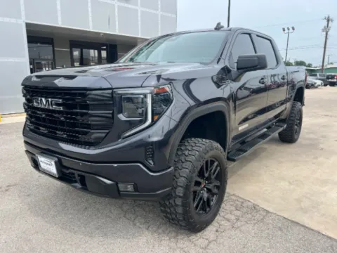 Photos of 2022 GMC Sierra 1500 Elevation for sale in San Antonio, TX at Eurospeed International Corp