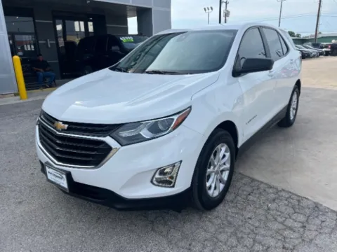 White 2021 Chevrolet Equinox LS for sale in San Antonio, TX