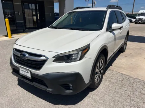 White 2020 Subaru Outback Premium for sale in San Antonio, TX