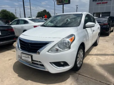White 2015 Nissan Versa 1.6 SV for sale in San Antonio, TX