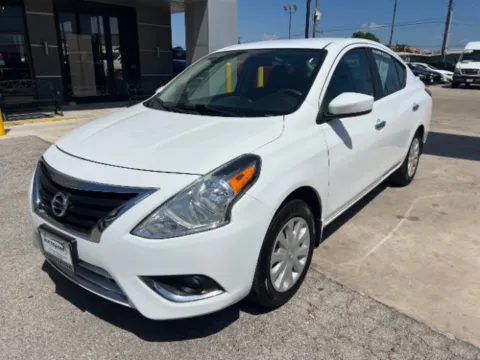White 2015 Nissan Versa 1.6 SV for sale in San Antonio, TX