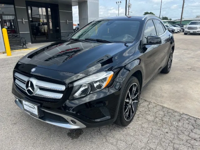 Black 2016 Mercedes-Benz GLA 250 GLA 4SUV for sale in San Antonio, TX
