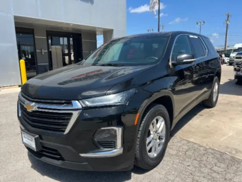 Black 2023 Chevrolet Traverse LS for sale in San Antonio, TX