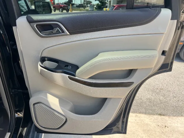 GMC Yukon photo 18