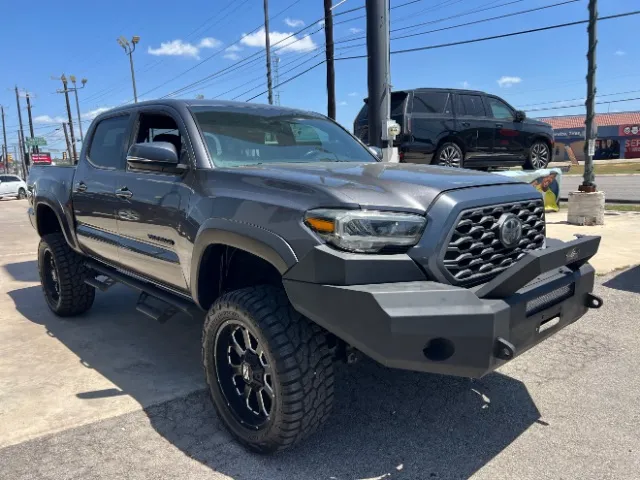 Toyota Tacoma photo 6
